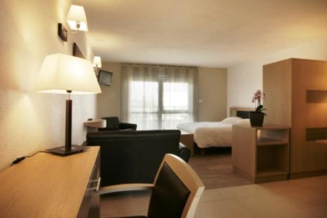 Студия Стандарт, Les Logis D'espale