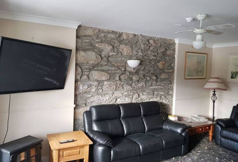 Номер Стандарт, The River S Edge Guest House