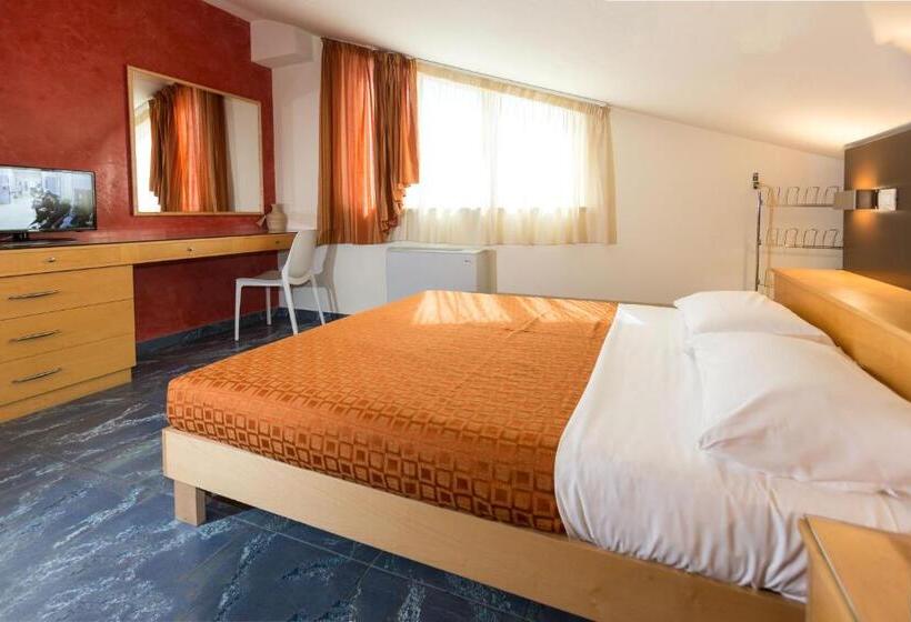 آپارتمان 2 خوابه, Residence Anchisemare