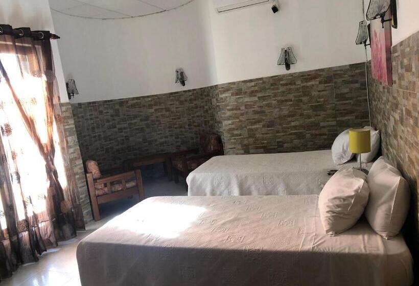 Номер Стандарт, Apartamentos E Quartos Atalaia