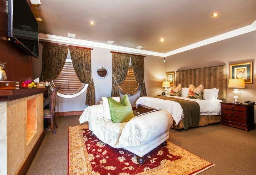 سوییت لوکس, Alexander Guest House
