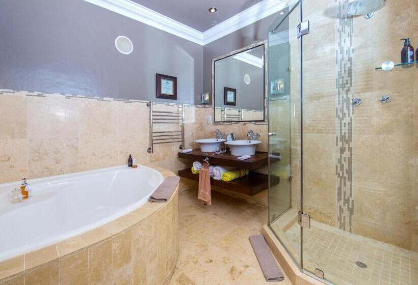 اتاق استاندارد با تخت بزرگ, Alexander Guest House
