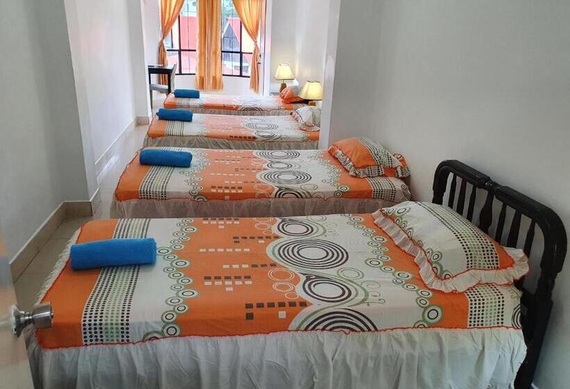 Четырехместный Номер Стандарт, Hostal Cerro Azul