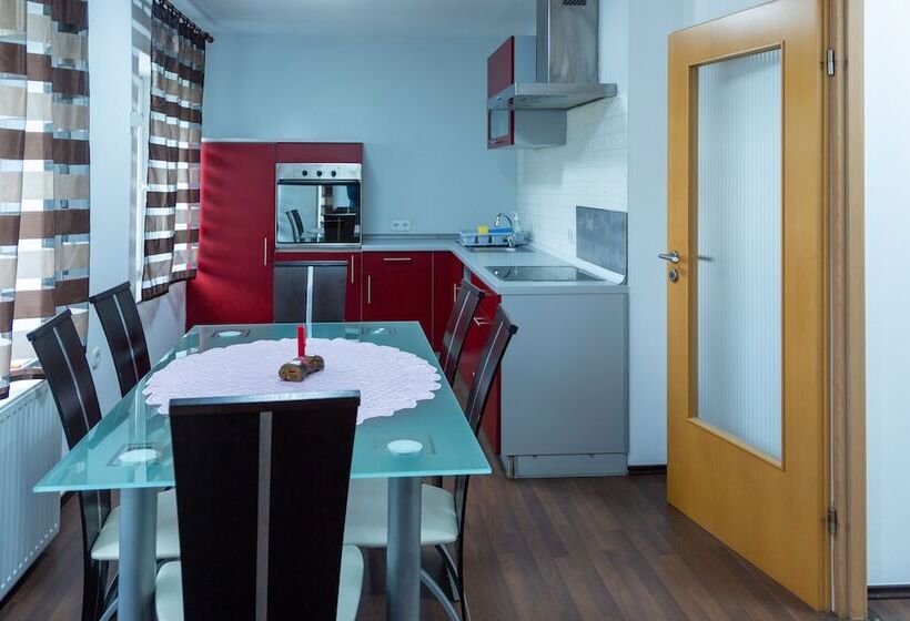 آپارتمان 1 خوابه, Apartments Silva