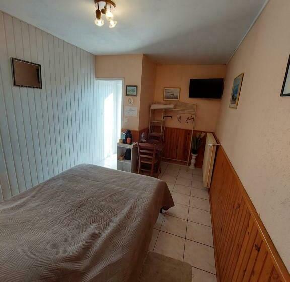 Номер Стандарт, Chambres Les Salles