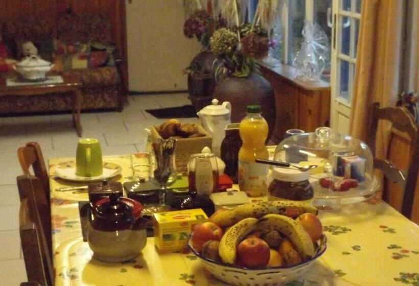 Номер Стандарт, Chambres Les Salles