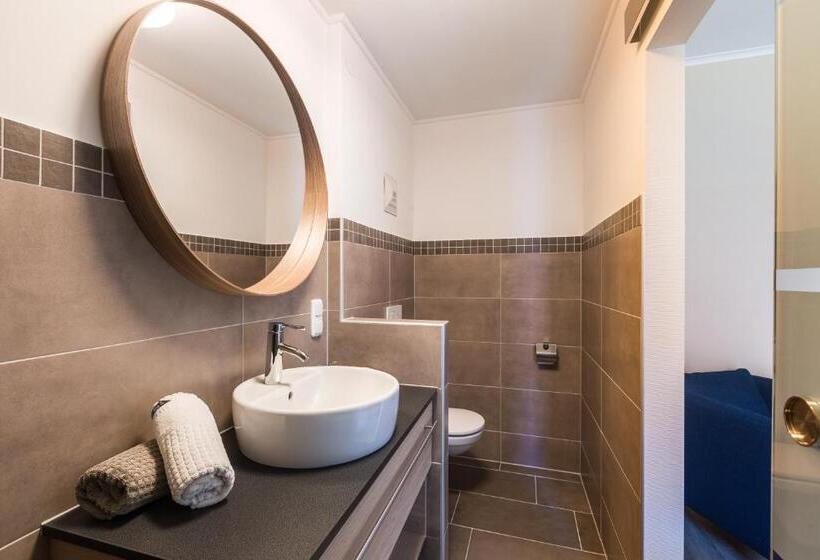 Номер Стандарт, Pension Julia & Haus Elisabeth   Wallner S Hofheuriger & Weinhof