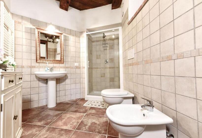 １ベッドルームのデラックスアパートメント, Agriturismo Castello Delle Fornaci   Private Jacuzzi