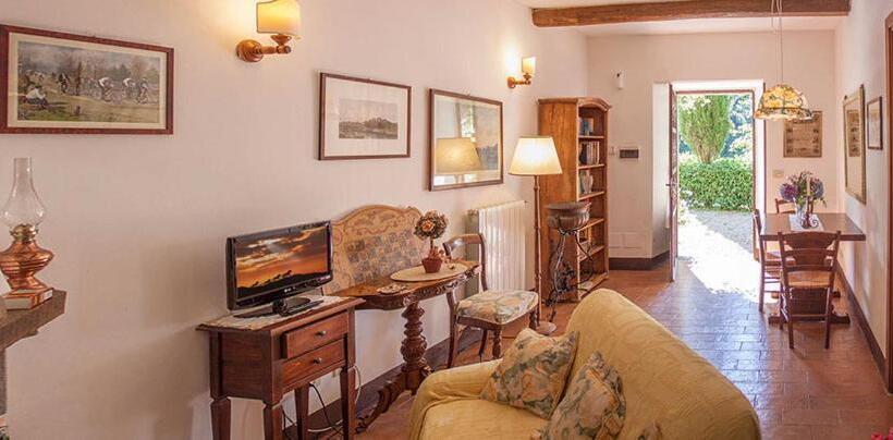 Апартаменты 2 Спальни, Castello Santa Cristina