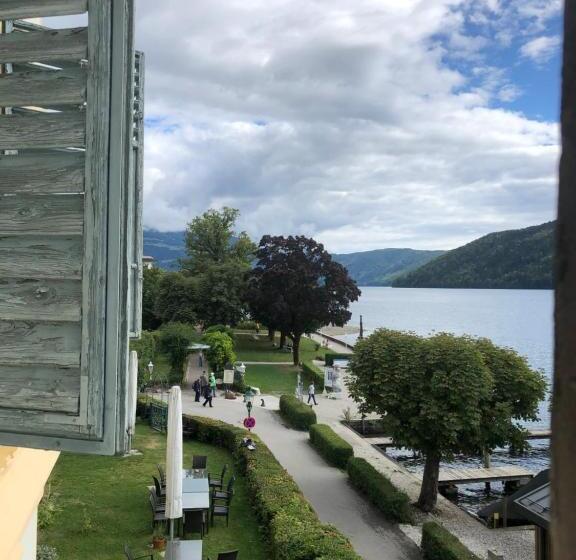 1 Bedroom Apartment Lake View, Villa Streintz