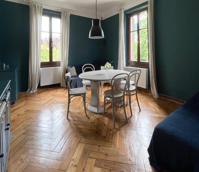 Апартаменты 2 Спальни, Villa Streintz