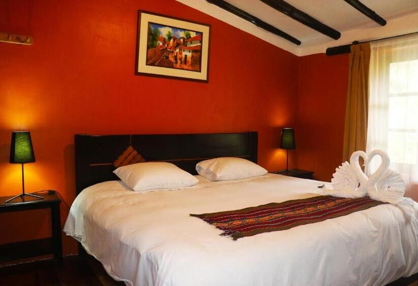 اتاق سوپریور, Wayras Hostal