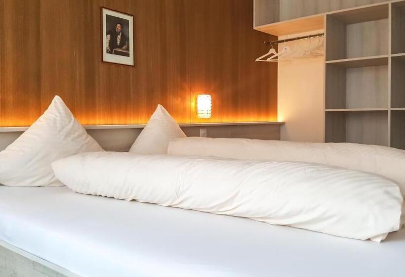 Апартаменты 2 Спальни с Балконом, Apart Hotel Channa