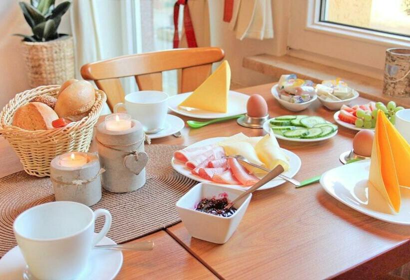 Номер Стандарт, Pension An Der Kamske