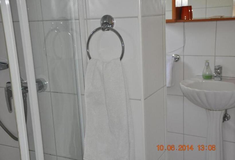 Quarto Estandar, Gasthof Zur Post