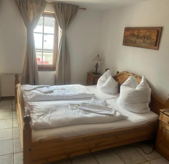 Quarto Estandar, Gasthof Zur Post
