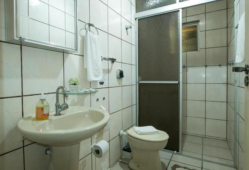 Апартаменты 2 Спальни, Natalina Pousada & Restaurante