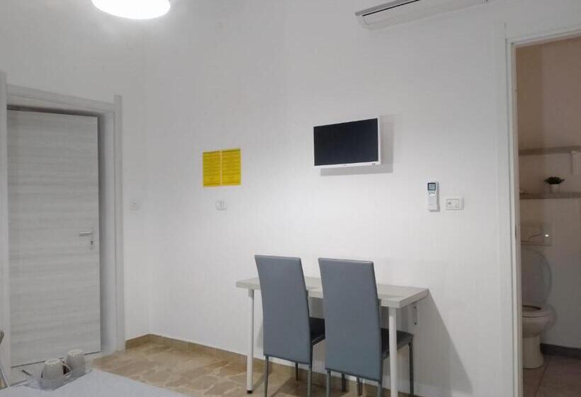 Basic Oda, Porrino Affittacamere Self Checking   Accesso Autonomo