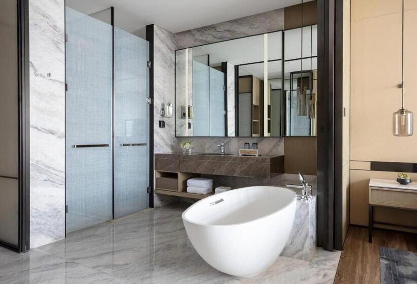 Номер Executive Кровать Кинг, Zhangjiagang Marriott