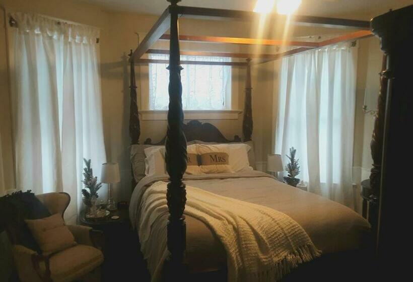 스탠다드 자쿠지 룸, The Katherine Holle House