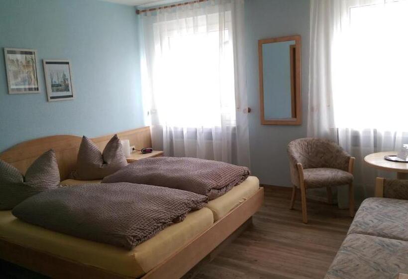 غرفة قياسية, Gasthof Krone Lax