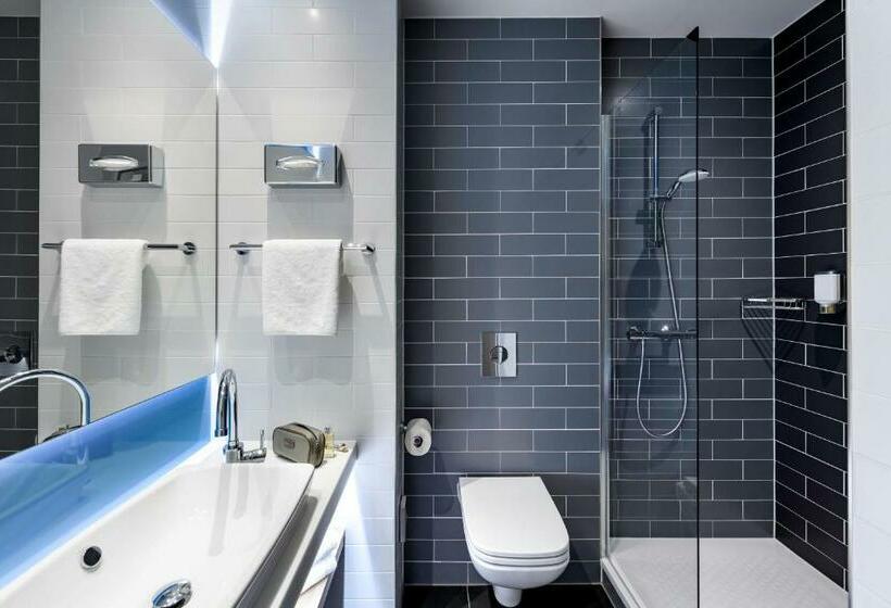 Номер Стандарт, Holiday Inn Express   Regensburg, An Ihg