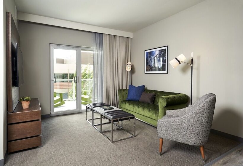 장애인을 위한 스위트, Archer Hotel Seattle/redmond