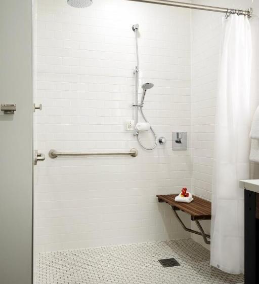 발코니가 있는 스위트, Archer Hotel Seattle/redmond