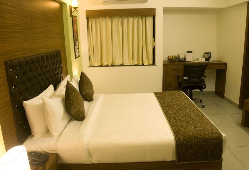 Superior Room with Balcony, Pride Resort & Convention Centre
