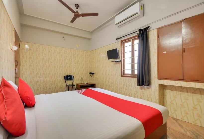 Номер Стандарт, Super Hotel O Tiruppur Near Railway Station