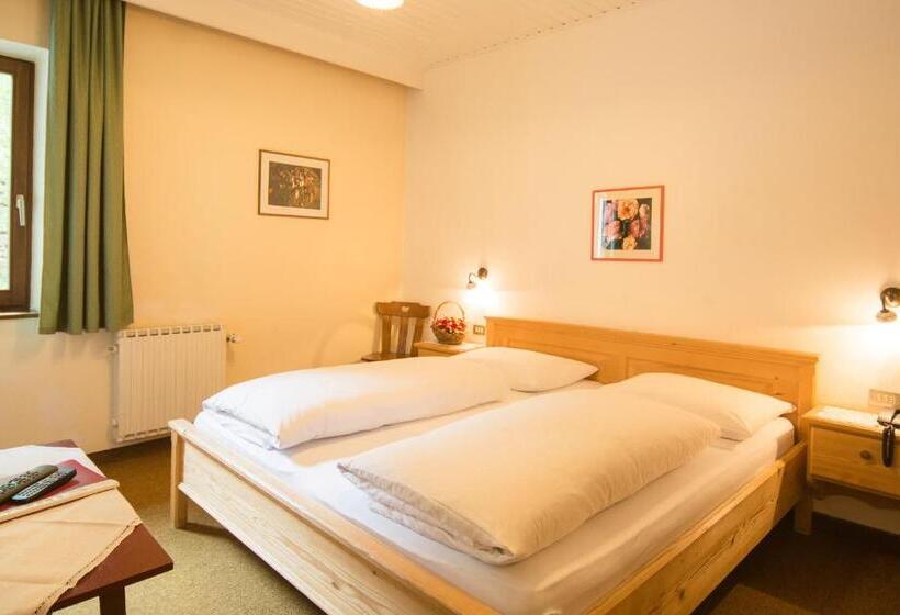 Номер Economy, Berghotel Kason