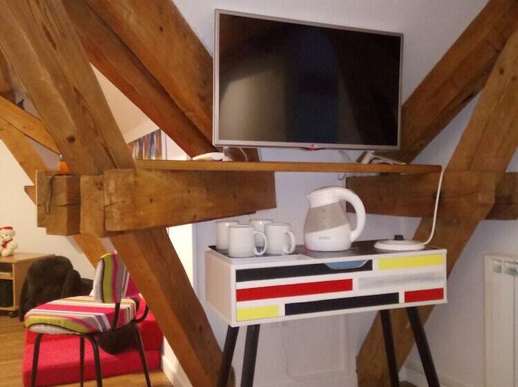 Номер Стандарт Трехместный, Chambres D'hôtes Toulaho