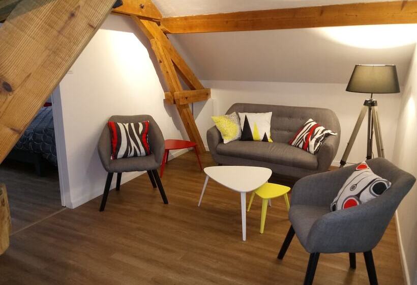 Номер Стандарт Трехместный, Chambres D'hôtes Toulaho