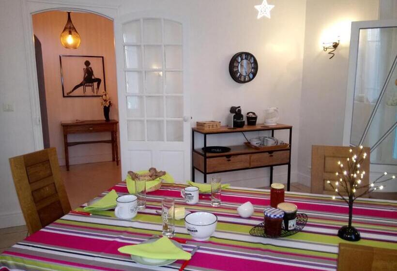 Standard room with outdoor bath, Chambres D'hôtes Toulaho