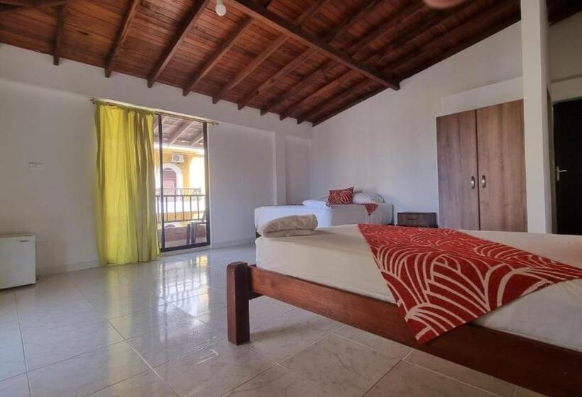 Трехместный Номер Deluxe Вид на Море, Bahía Yubarta