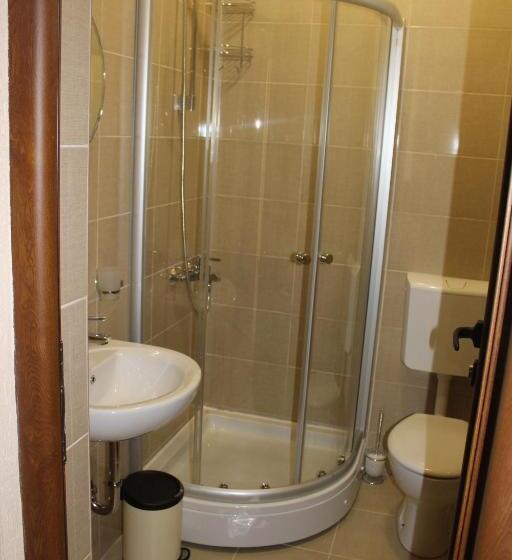 اتاق استاندارد سه نفره, Guesthouse Eko Piva