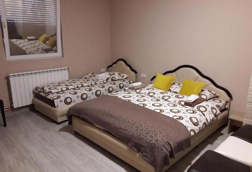 اتاق استاندارد سه نفره, Guesthouse Eko Piva