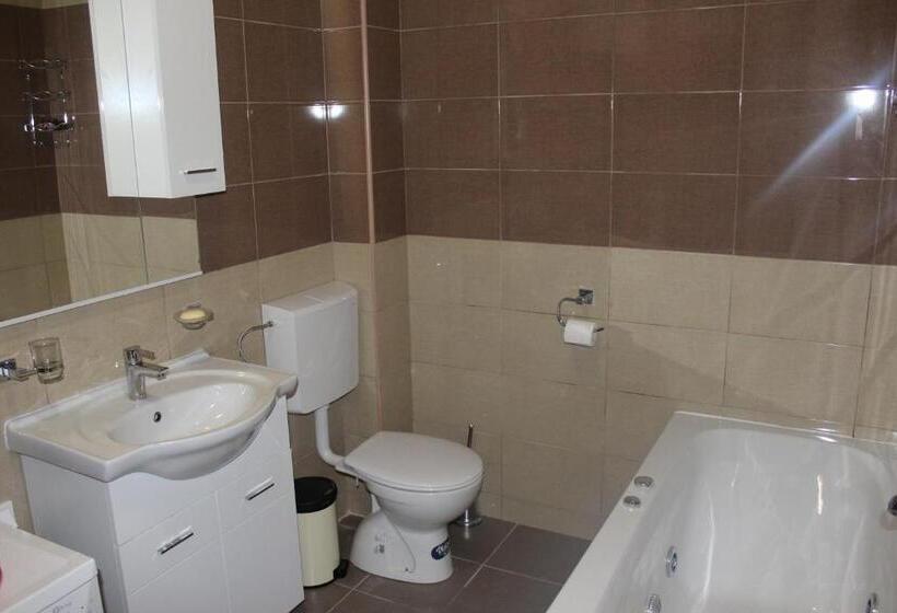 اتاق خانوادگی, Guesthouse Eko Piva