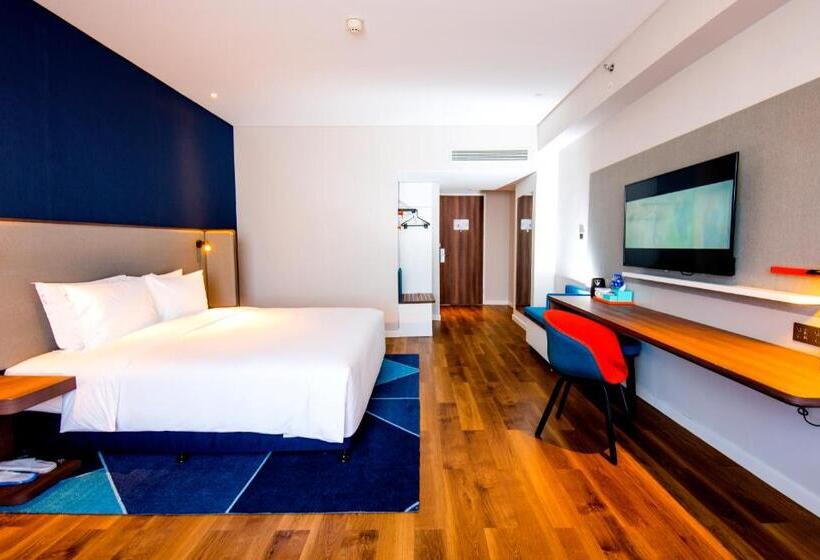 اتاق سوپریور با تخت بزرگ, Holiday Inn Express Yinchuan Downtown, An Ihg