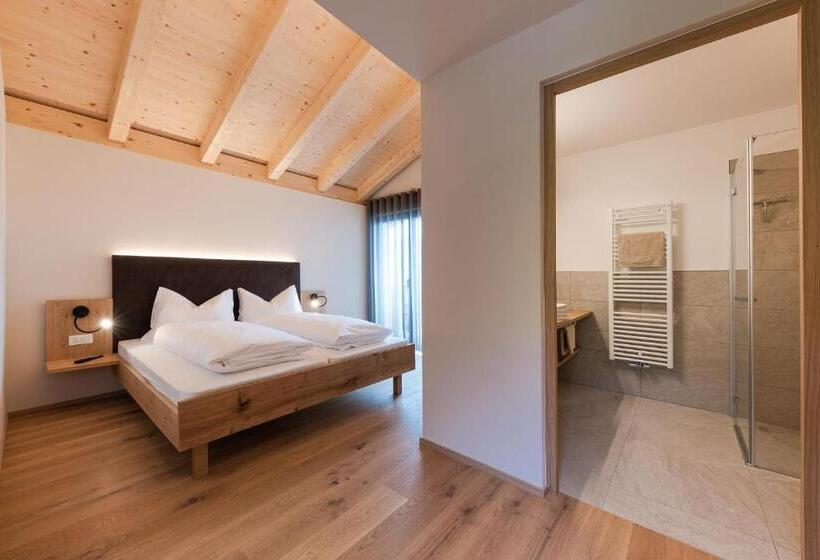 Номер Стандарт с Балконом, Aparthotel Abiná Lana Höhe