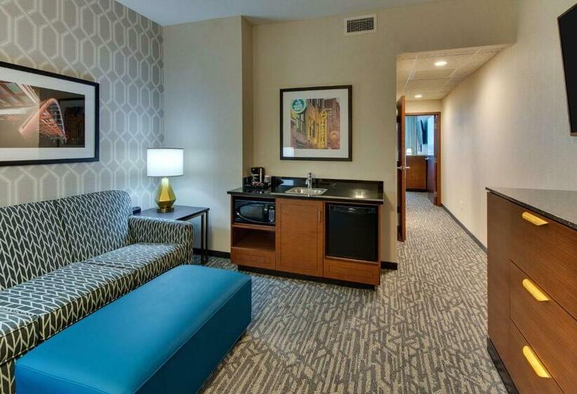 Люкс Deluxe Кровать Кинг, Drury Plaza Hotel Nashville Downtown