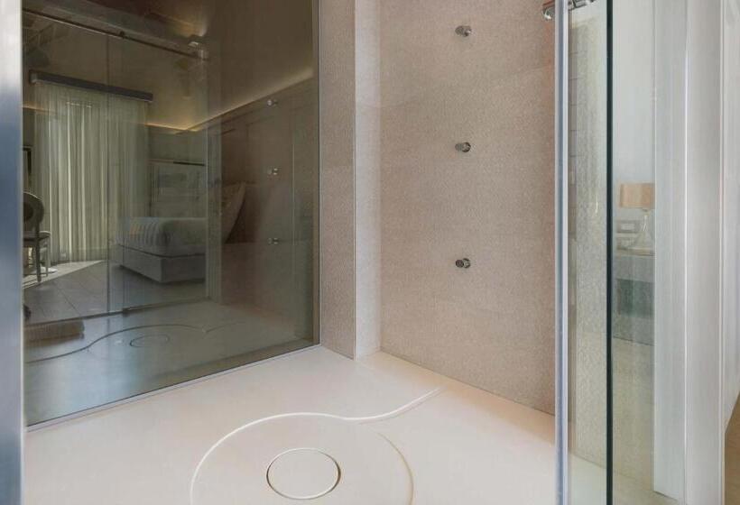 Полулюкс с Балконом, Acquaviva Suites