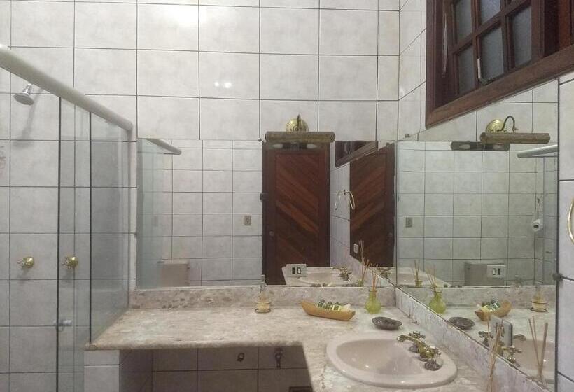 Quarto Estandar, Solar Das Canoas Prumirim