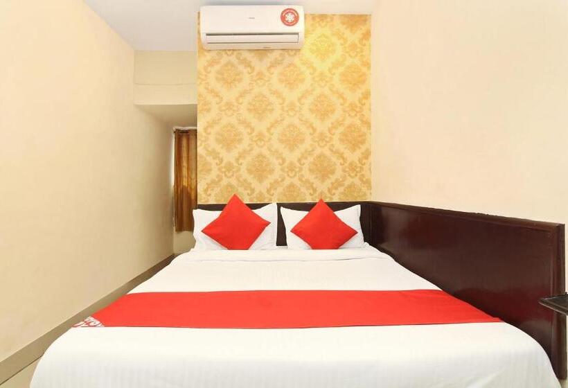 غرفة أساسية, O Vasundhara Guest House Near Tankbund