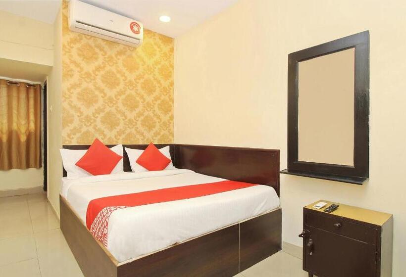 غرفة أساسية, O Vasundhara Guest House Near Tankbund