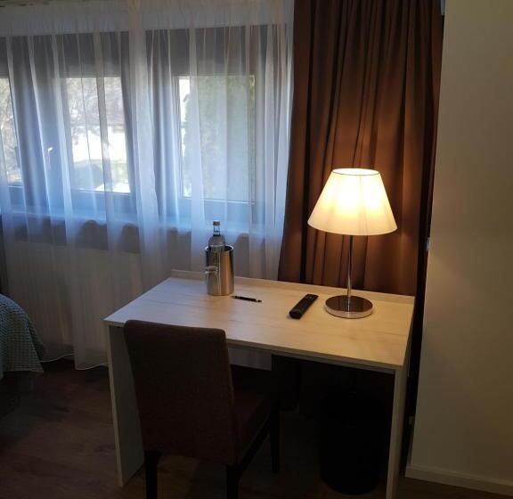 Quarto Estandar, Oberwaldhaus