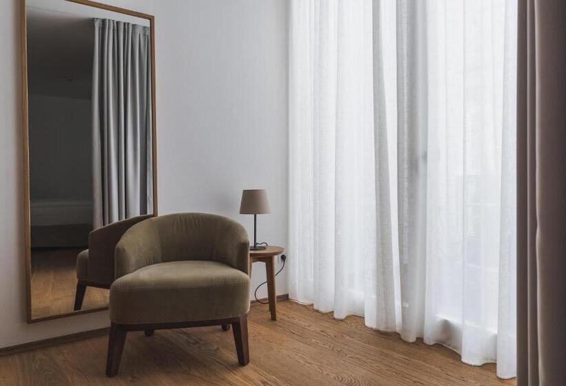 آپارتمان 1 خوابه با تراس, Kuntino Suites