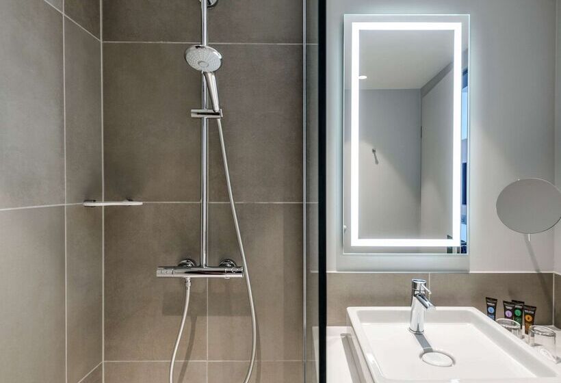 Номер Superior, Novotel Regensburg Zentrum