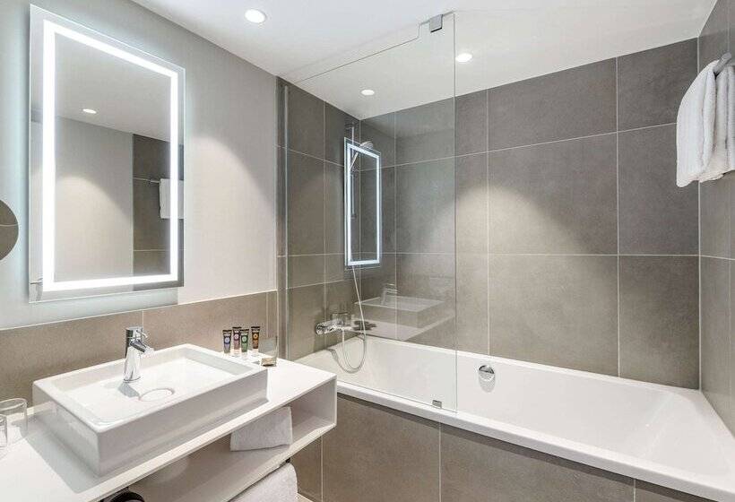 Номер Executive, Novotel Regensburg Zentrum
