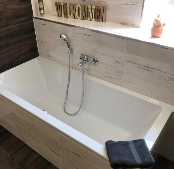 Семейный Номер, Designpension Traumschloss Hotel Garni